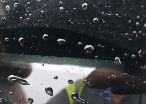 2015 Subaru Forester 2.5I Limited z USA, uszkodzony, nr VIN JF2SJAHC1FH471841